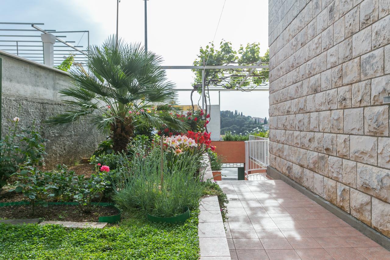 Guesthouse Tonko دوبروفينك المظهر الخارجي الصورة